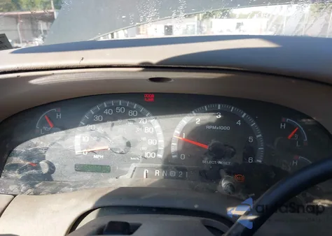 2003 Ford F-150 Lariat/Xl/Xlt из США, поврежденный, VIN 1FTRX18L83NA83613